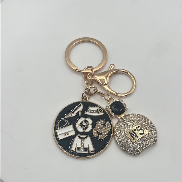 933. Chic Gold and Black Keychain with Designer Charm